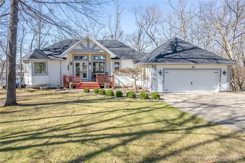 300 Turnbridge Ln, Sunrise Beach, MO 65079