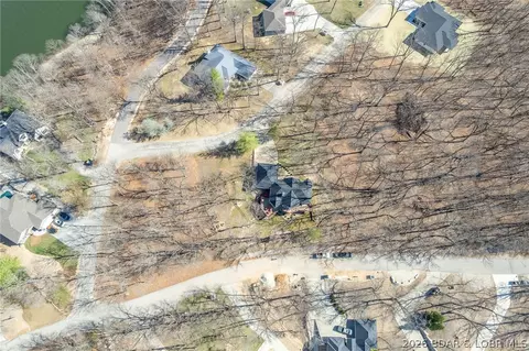 301 Turn Bridge Ln, Sunrise Beach, MO 65079