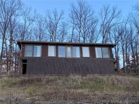 130 Crane Cove Rd S, Sunrise Beach, MO 65079