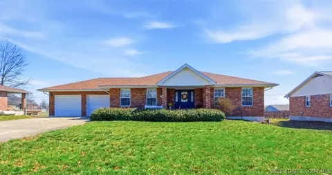306 El Donna Ave, Eldon, MO 65026