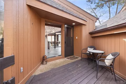 328 Hogan Dr #A, Lake Ozark, MO 65049