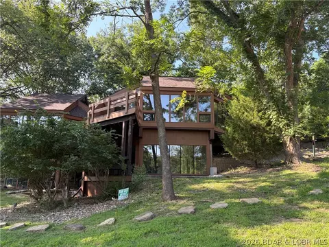 328 Hogan Dr #A, Lake Ozark, MO 65049