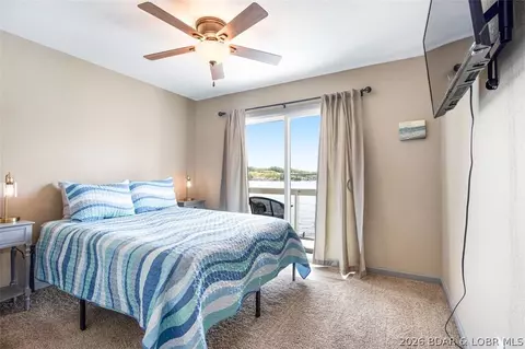 Bedroom - 472 Jupiter Rd, Camdenton, MO 65020 photo 6 of 13