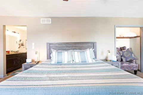 Bedroom - 472 Jupiter Rd, Camdenton, MO 65020 photo 5 of 13