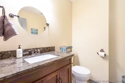 Bath - 472 Jupiter Rd, Camdenton, MO 65020 photo 9 of 9