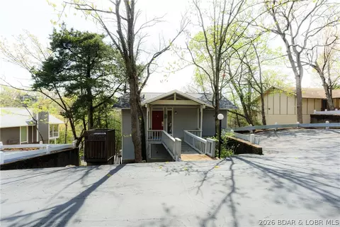250 Hopetown Dr, Osage Beach, MO 65065