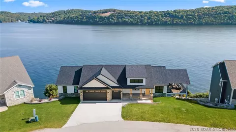 325 Mission Bay Dr, Camdenton, MO 65020