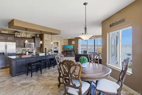 18061 Blue Anchor Dr #643, Gravois Mills, MO 65037