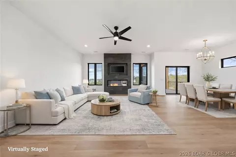 222 Redbud Rd, Lake Ozark, MO 65049