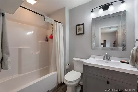 Bath - 208 E Jemphrey St, Eldon, MO 65026 photo 2 of 2