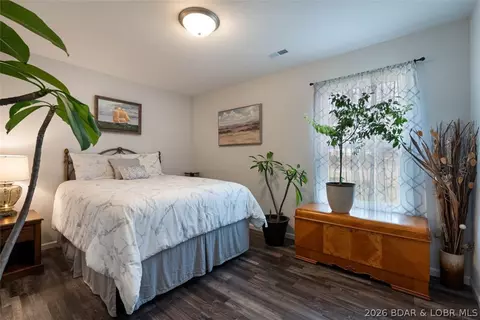 Bedroom - 208 E Jemphrey St, Eldon, MO 65026 photo 1 of 5
