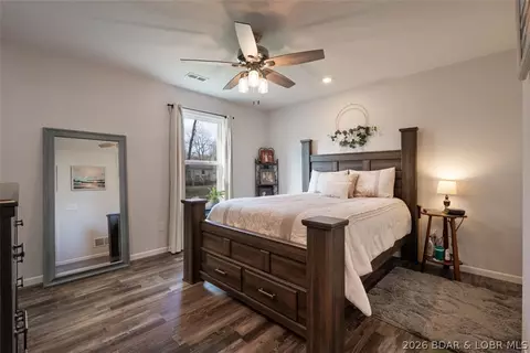 Bedroom - 208 E Jemphrey St, Eldon, MO 65026 photo 4 of 5