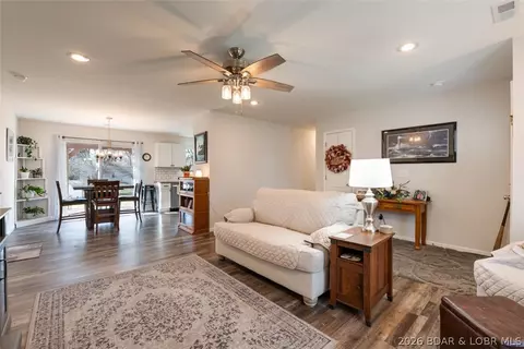 Entry Way - 208 E Jemphrey St, Eldon, MO 65026 photo 3 of 7