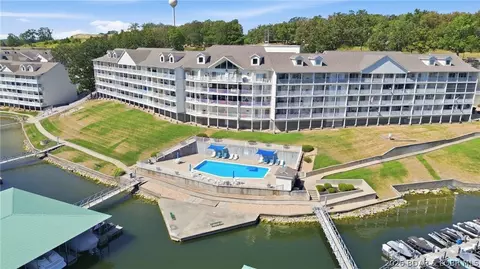 Exterior - 4800 Eagleview Dr #223, Osage Beach, MO 65065 photo 2 of 15