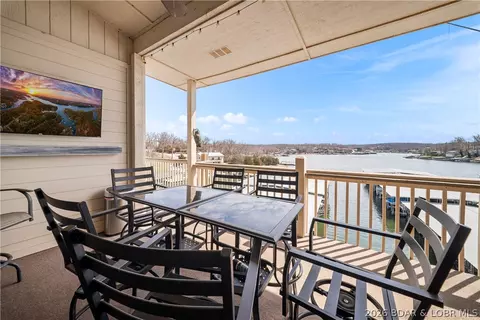 86 Aqua Fin Dr #4A, Lake Ozark, MO 65049