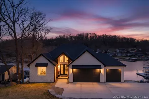 429 Sparkling Water Cir, Sunrise Beach, MO 65079