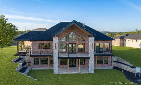 1254 Darwin Dr, Osage Beach, MO 65065
