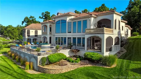 1000 Las Campanas, Sunrise Beach, MO 65079
