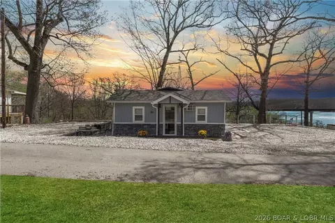 54 White Rock Ln, Sunrise Beach, MO 65079