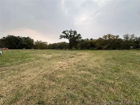 Wade Boulevard, Tipton, MO 65081