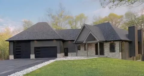 5 Kingsman Dr, Camdenton, MO 65020