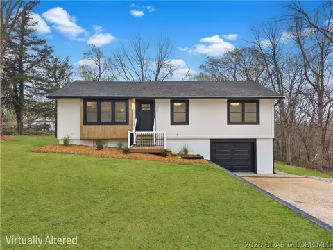 1060 Park Ln, Osage Beach, MO 65065