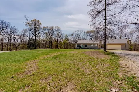 Exterior - 4 Kiefer Rd, Lake Ozark, MO 65049 photo 9 of 12