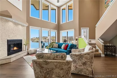 32 Cedar Ct #3B, Lake Ozark, MO 65049