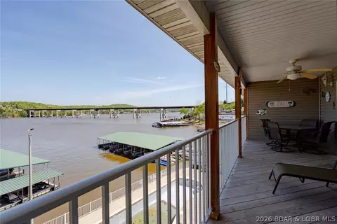 255 Plaza Beach Dr #4E, Camdenton, MO 65020