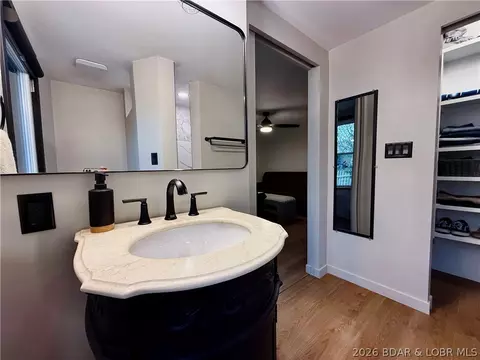 Bath - 216 Olive St, Eldon, MO 65026 photo 4 of 7