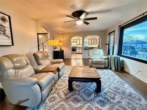 Living - 216 Olive St, Eldon, MO 65026 photo 3 of 5