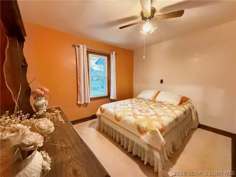 Bedroom - 216 Olive St, Eldon, MO 65026 photo 5 of 8