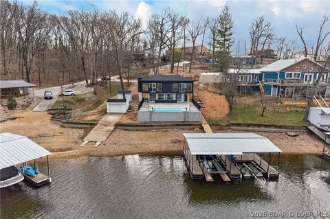 47 Dixie Ln, Sunrise Beach, MO 65079