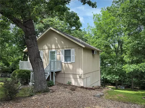 29846 Vixen Ave, Warsaw, MO 65355