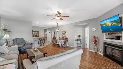 94 Port Royale Dr #4A, Sunrise Beach, MO 65079