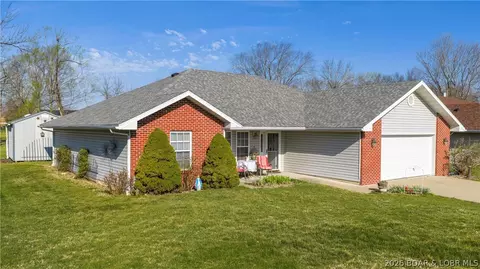 1405 Bly Ave, Eldon, MO 65026