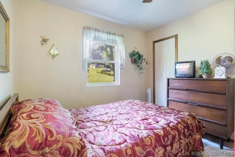 Bedroom - 1150 Georgene Rd, Camdenton, MO 65020 photo 4 of 5