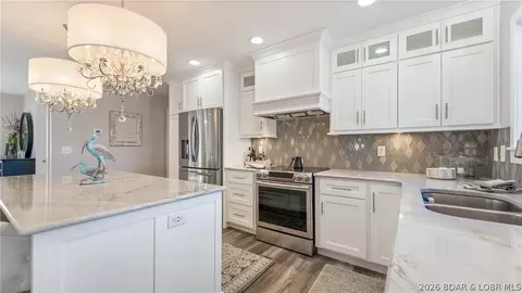 Kitchen - 2185 Valley Rd, Osage Beach, MO 65065 photo 2 of 3