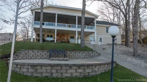 2185 Valley Rd, Osage Beach, MO 65065