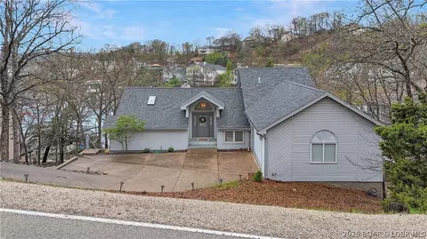 Exterior - 520 Eagle Dr, Lake Ozark, MO 65049 photo 2 of 8