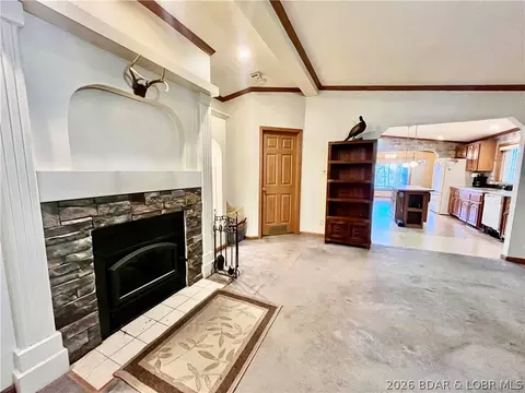 Living - 29685 Ivy Bend Rd, Stover, MO 65078 photo 3 of 4