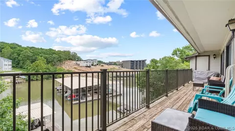 87 Circle Edge Dr UNIT 19-3A, Four Seasons, MO 65049