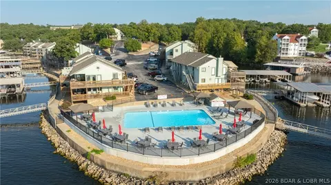 149 Southwood Shores Pl #1B, Lake Ozark, MO 65049