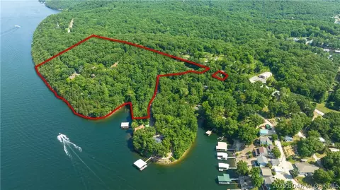 169 Triple K Ranch Rd, Sunrise Beach, MO 65079