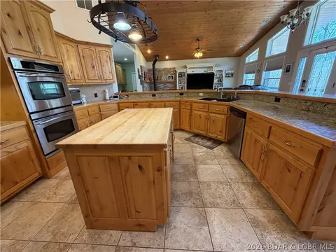 Kitchen - 184 State Park Rd, Brumley, MO 65017 photo 6 of 16