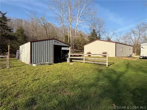 Exterior - 184 State Park Rd, Brumley, MO 65017 photo 16 of 34