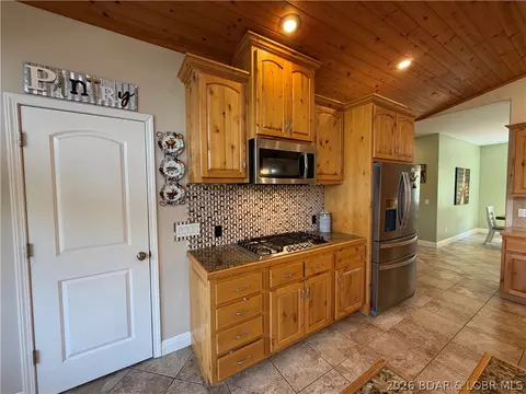 Kitchen - 184 State Park Rd, Brumley, MO 65017 photo 5 of 16