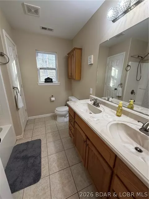 Bath - 184 State Park Rd, Brumley, MO 65017 photo 10 of 12