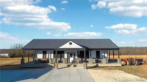 455 Camping Paradise Dr, Roach, MO 65787