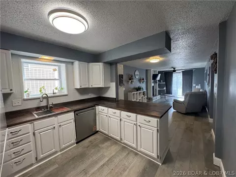 10 Wheelhouse #2A, Lake Ozark, MO 65049